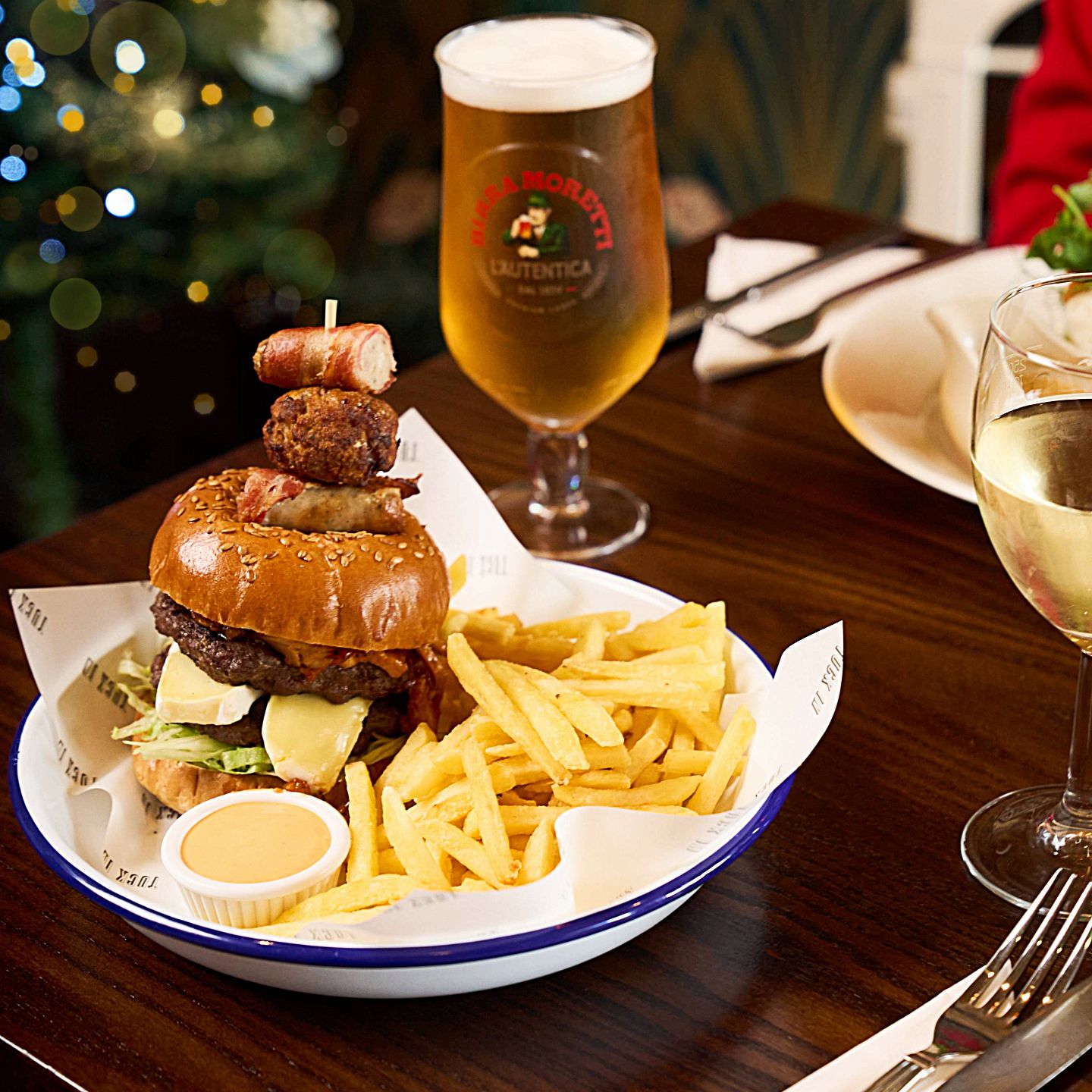 Festive Lunch & Dinner at The Sandpiper East Riding in Melton